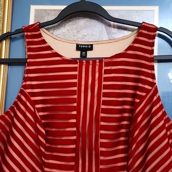 Torrid peplum Coctail Party Blouse Lace lined 00 M 10 - Picture 3 of 12